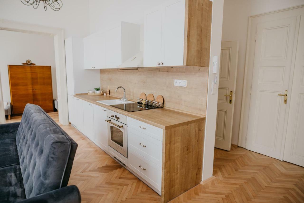 Cassovia Accommodation Kosice Luaran gambar